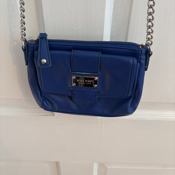 Nine West Crossbody - Picture 2 of 6